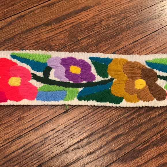 Embroidered Belt - Picture 4 of 4